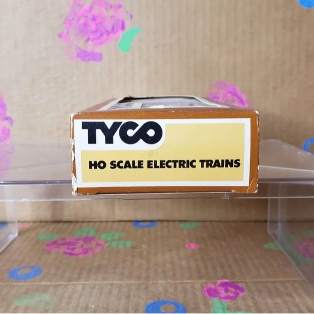VINTAGE TYCO REEFER CAR 40 FOOT SWIFT 329A TRAIN